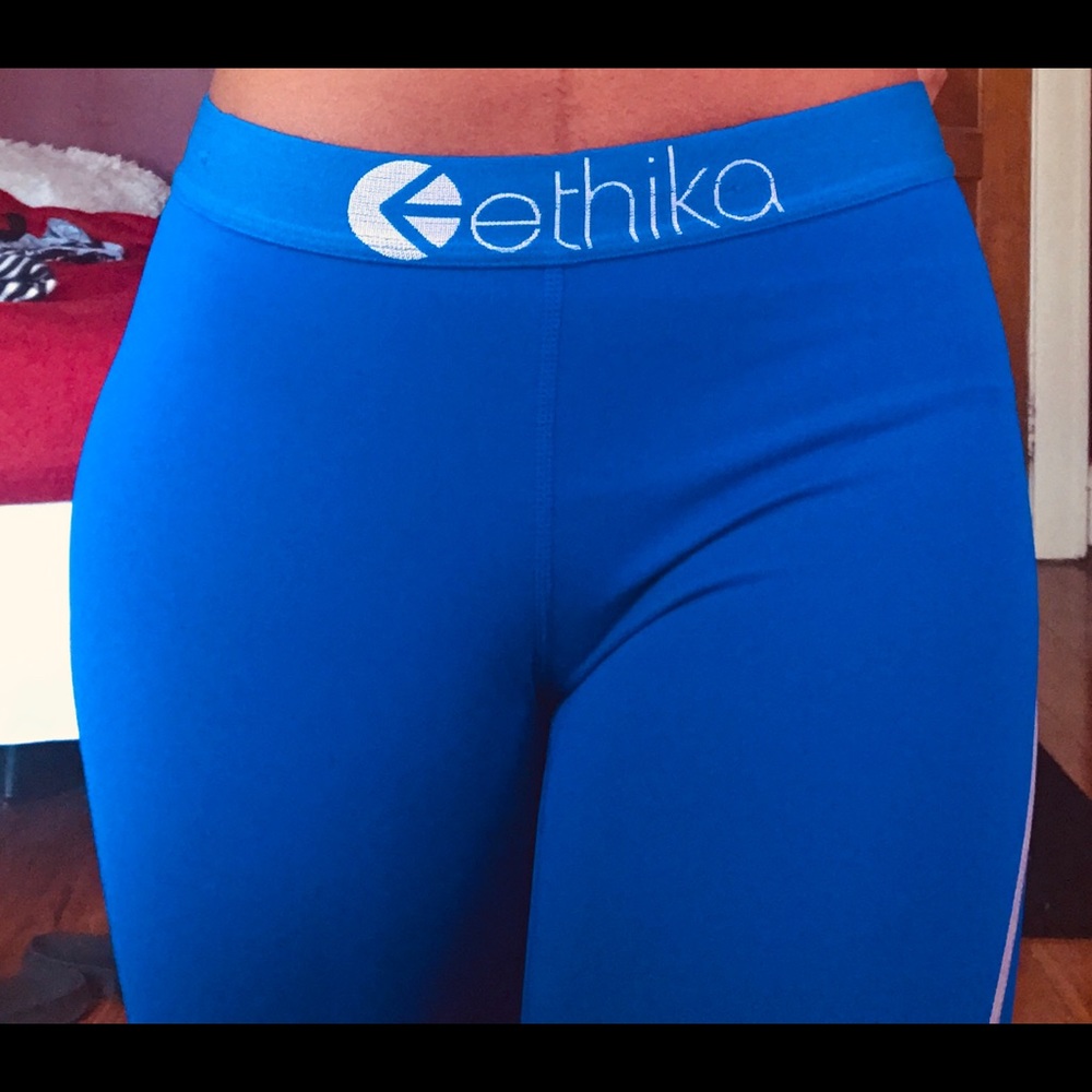 Ethika set - Picture 2 of 2